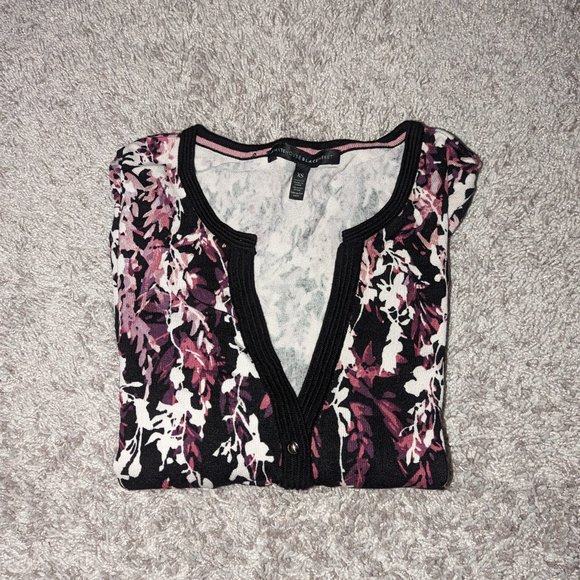 WHBM 3/4 Sleeve Cardigan - Picture 3 of 8